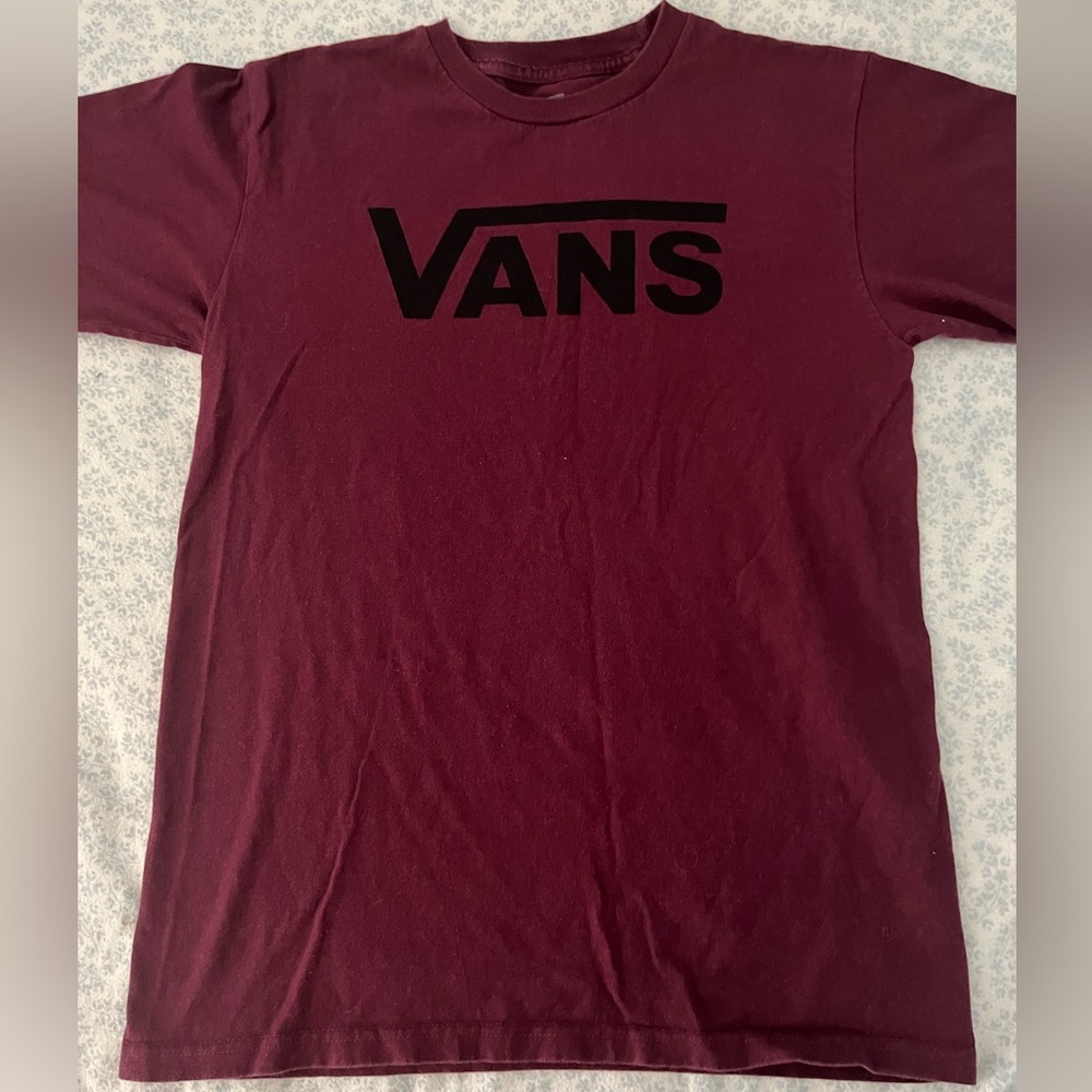 Men’s Vans Small Maroon Shirt